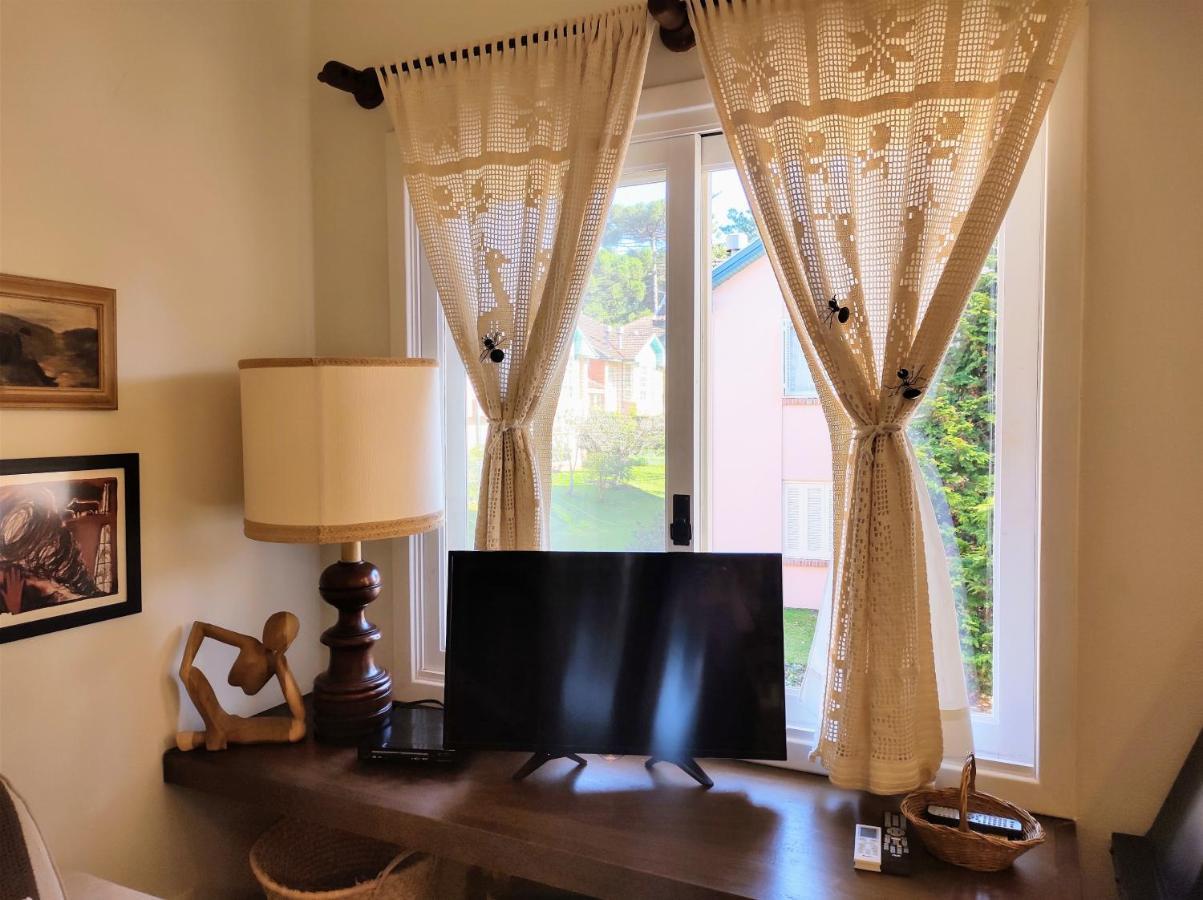 Agradavel Apt 2Quartos Para Familia Prox Ao Lago Negro - 4 Min Do Centro- Com Churrasqueira 그라마도 객실 사진